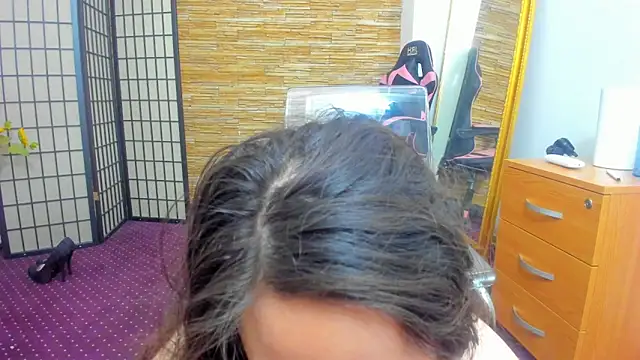 AishaRouhi online show from 02/22/26, 05:32