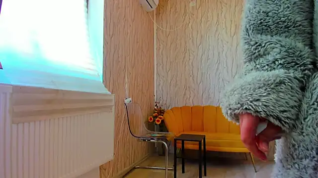 AishaRouhi online show from 03/21/25, 03:22