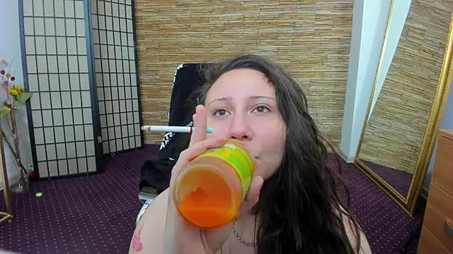 AishaRouhi online show from 12/01/25, 05:52