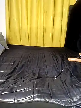 Hugemassivebootie online show from 03/19/26, 07:14