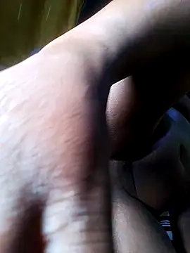 Hugemassivebootie online show from 11/18/25, 01:32