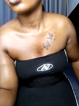 Hugemassivebootie online show from 04/08/26, 07:26