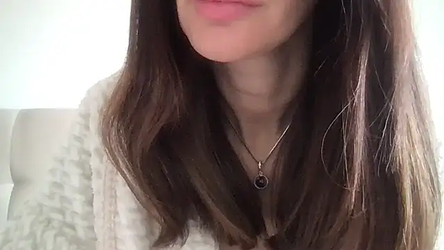 paolajonez online show from 10/26/25, 12:27