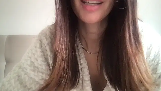 paolajonez online show from 11/01/25, 03:17