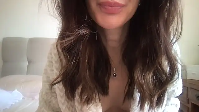 paolajonez online show from 10/05/25, 12:29