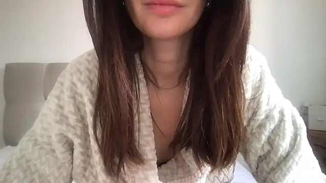 paolajonez online show from 10/14/25, 05:13