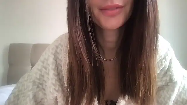 paolajonez online show from 11/09/25, 12:31