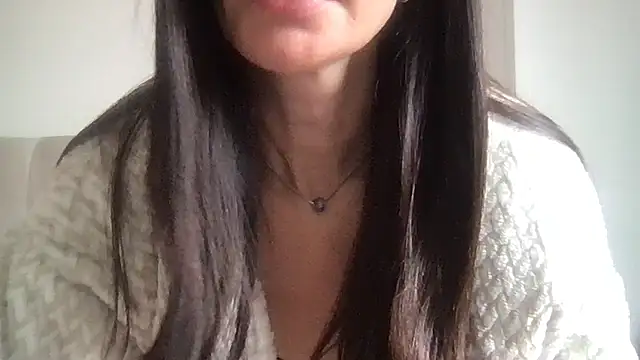 paolajonez online show from 02/07/26, 01:19