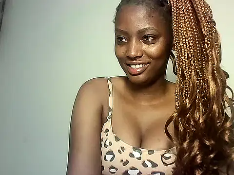 Snapshot of nanaswee chatting on 05/17/26, 04:18 nanaswee online show from 05/17/26, 04:18