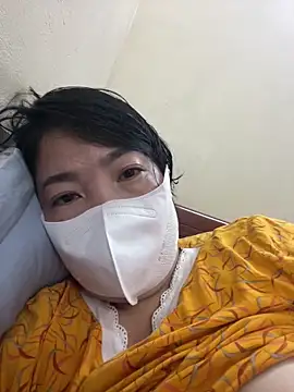 Hachi Sweetbabie  online show from 12/16/25, 01:26