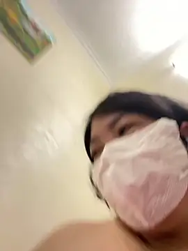Snapshot of Hachi_Sweetbabie_ chatting on 06/18/26, 02:00 Hachi Sweetbabie online show from 06/18/26, 02:00