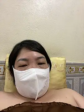 Hachi Sweetbabie  online show from 11/27/25, 11:43