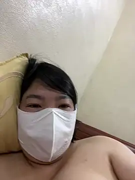 Snapshot of Hachi_Sweetbabie_ chatting on 04/08/26, 10:11 Hachi Sweetbabie online show from 04/08/26, 10:11