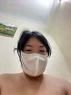 Hachi Sweetbabie  online show from 11/22/25, 12:54