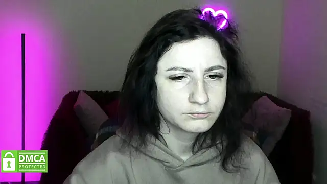 Muse kitty jenia online show from 11/13/25, 06:23