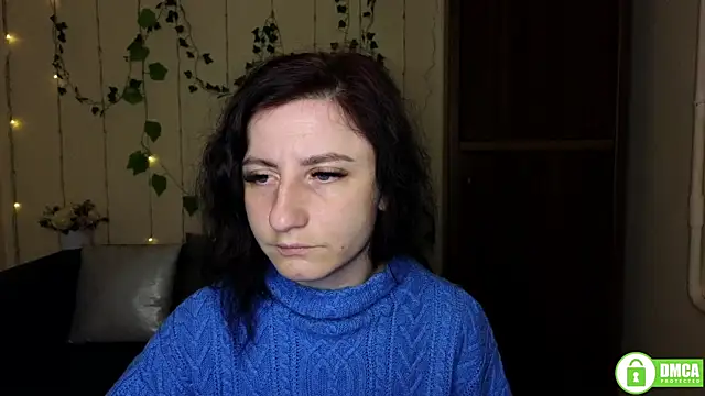 Muse kitty jenia online show from 10/31/25, 06:15