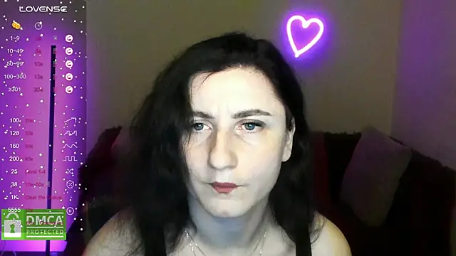 Muse kitty jenia online show from 11/25/25, 06:30