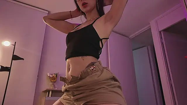 Snapshot of juanasnz99 chatting on 02/11/25, 04:22 juanasnz99 online show from 02/11/25, 04:22