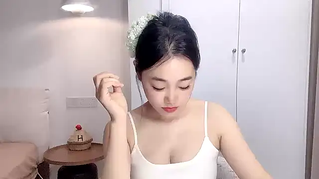 cloud8822 online show from 04/27/26, 06:11