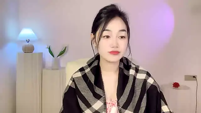 cloud8822 online show from 02/20/25, 02:13