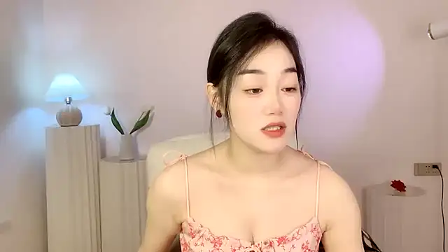 cloud8822 online show from 01/13/25, 02:21