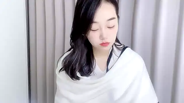 cloud8822 online show from 11/04/25, 05:00