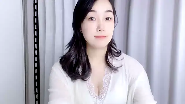 cloud8822 online show from 11/10/25, 11:04