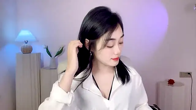 cloud8822 online show from 02/17/25, 02:17