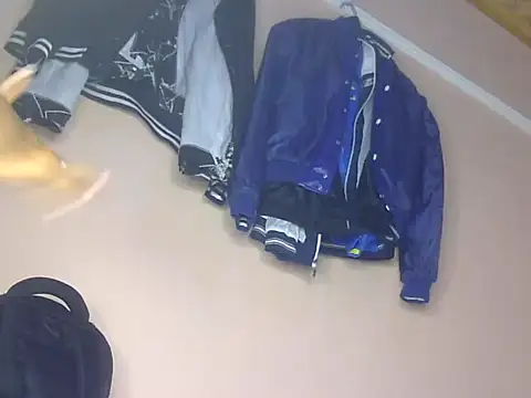 Snapshot of Ebony_sluty1 chatting on 11/25/25, 09:04 Ebony sluty1 online show from 11/25/25, 09:04