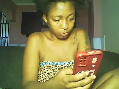 Snapshot of Sexxy_bre chatting on 01/23/25, 05:02 Sexxy bre online show from 01/23/25, 05:02
