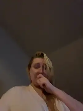 Lalalynn online show from 04/30/26, 07:15