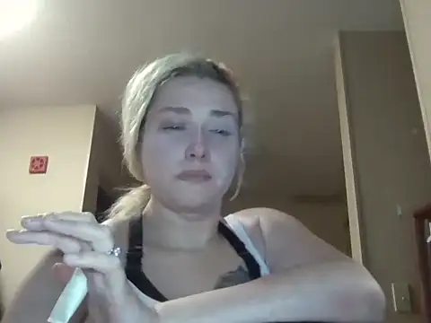 Lalalynn online show from 04/03/26, 02:18