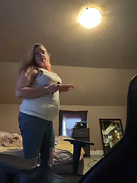 Lalalynn online show from 05/26/26, 12:31