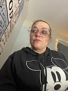 Lalalynn online show from 05/11/26, 08:05