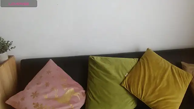 helenacyruss online show from 03/21/25, 06:29