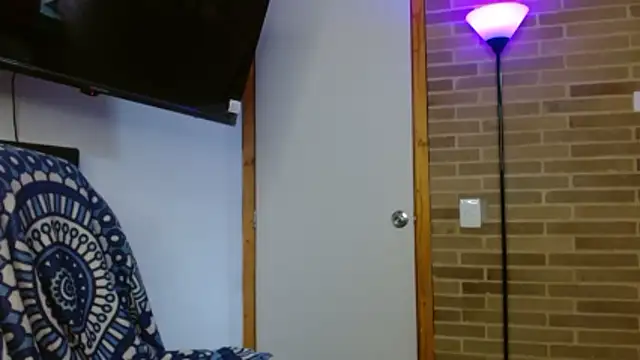 helenacyruss online show from 11/24/25, 07:36