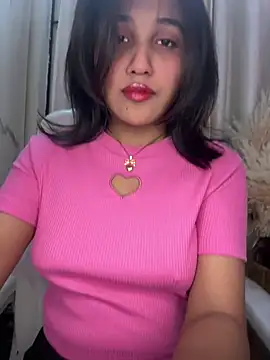 LeisyXO online show from 02/04/25, 08:28