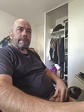 Snapshot of veryverybigdick45 chatting on 06/03/26, 08:26 veryverybigdick45 online show from 06/03/26, 08:26