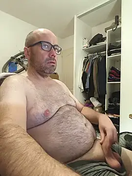 Snapshot of veryverybigdick45 chatting on 06/18/26, 09:31 veryverybigdick45 online show from 06/18/26, 09:31