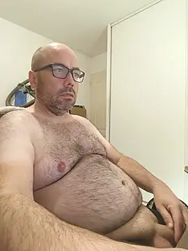 Snapshot of veryverybigdick45 chatting on 06/04/26, 09:52 veryverybigdick45 online show from 06/04/26, 09:52
