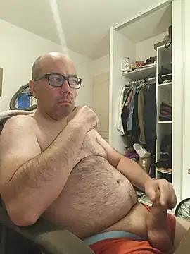 Snapshot of veryverybigdick45 chatting on 06/19/26, 10:36 veryverybigdick45 online show from 06/19/26, 10:36