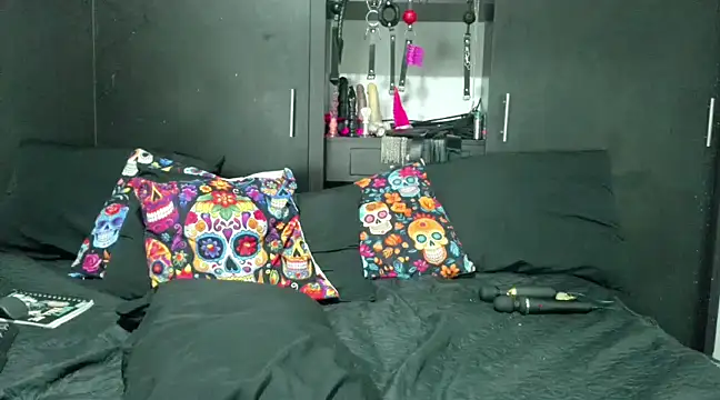 Snapshot of hiromidai chatting on 12/24/24, 07:22 hiromidai online show from 12/24/24, 07:22