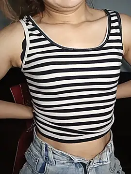 Snapshot of Girl20sexy chatting on 06/27/26, 06:58 Girl20sexy online show from 06/27/26, 06:58