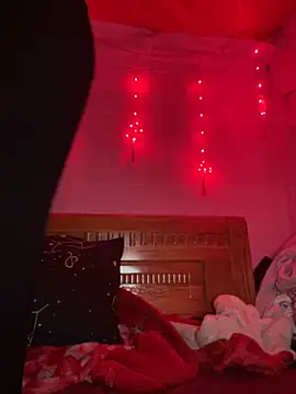 trieungoclnt online show from 03/13/26, 07:13