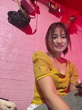 trieungoclnt online show from 03/12/26, 04:22