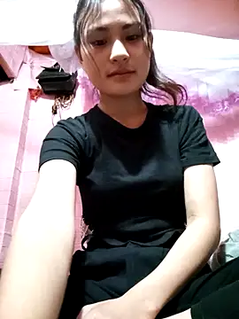 Snapshot of trieungoclnt chatting on 10/28/25, 03:55 trieungoclnt online show from 10/28/25, 03:55