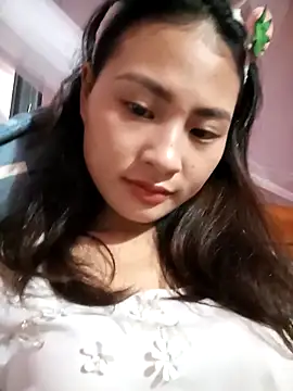 Snapshot of trieungoclnt chatting on 11/08/25, 05:33 trieungoclnt online show from 11/08/25, 05:33