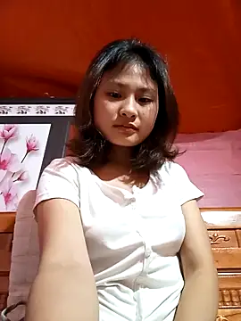 Snapshot of trieungoclnt chatting on 03/03/25, 03:11 trieungoclnt online show from 03/03/25, 03:11