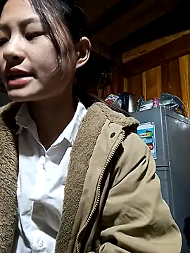 trieungoclnt online show from 01/07/26, 04:28