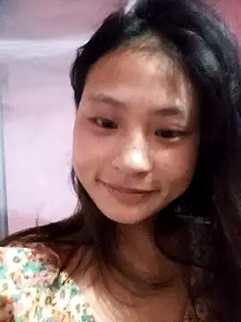 Snapshot of trieungoclnt chatting on 10/19/25, 05:37 trieungoclnt online show from 10/19/25, 05:37